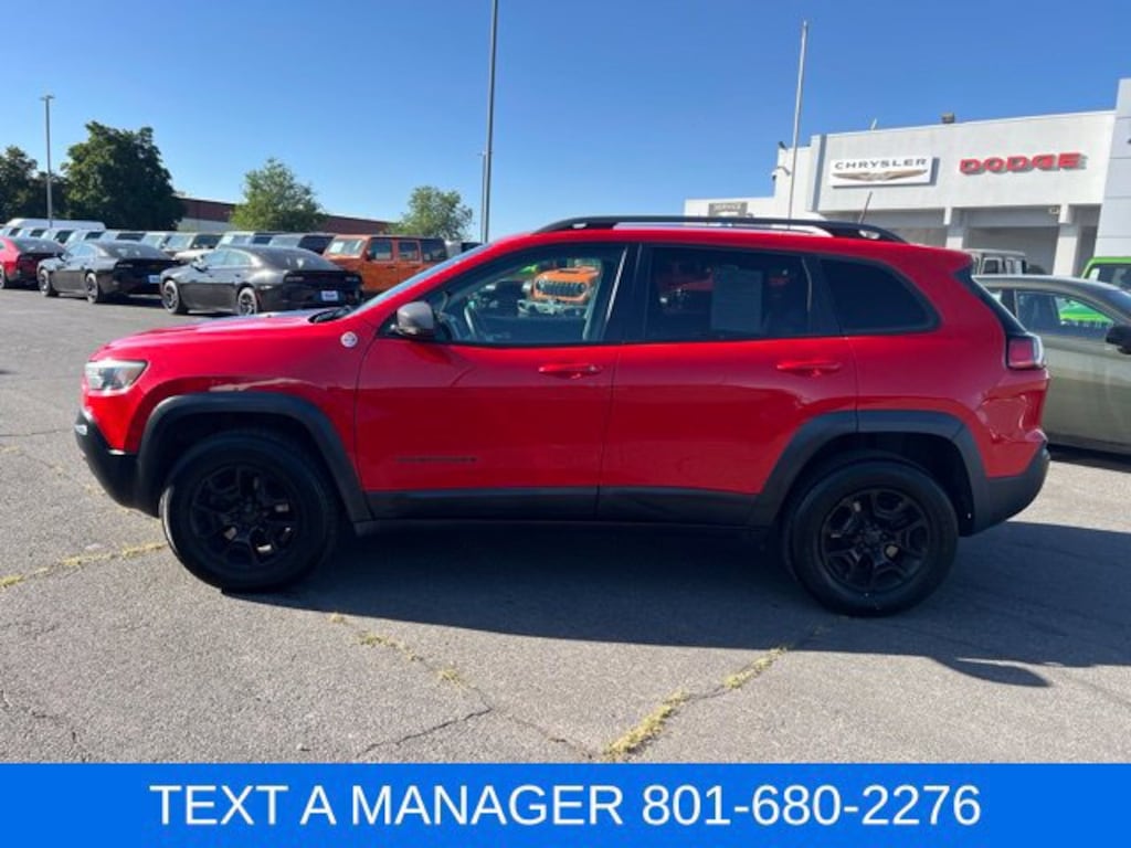 Used 2019 Jeep Cherokee Trailhawk Elite SUV