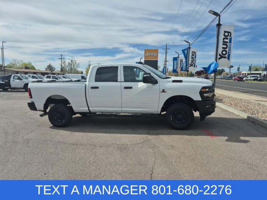 New 2026 Ram 2500 TRADESMAN CREW CAB 4X4 6'4 BOX Pickup