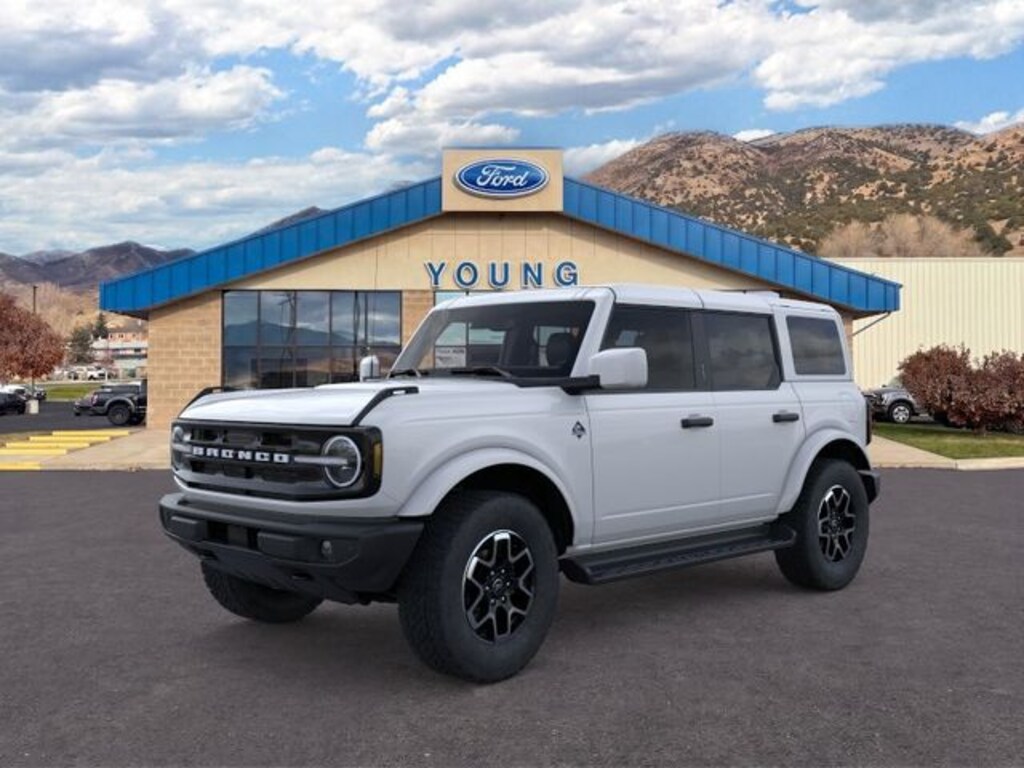 New 2026 Ford Bronco Outer Banks SUV