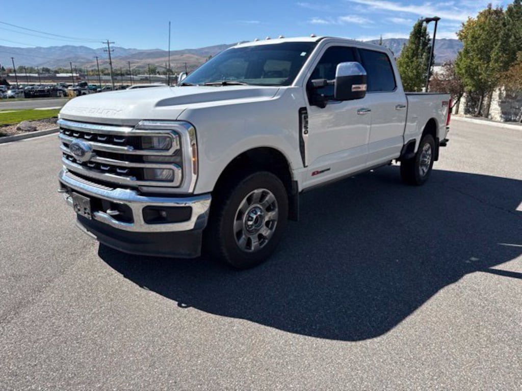 Used 2024 Ford F-350SD Lariat Truck