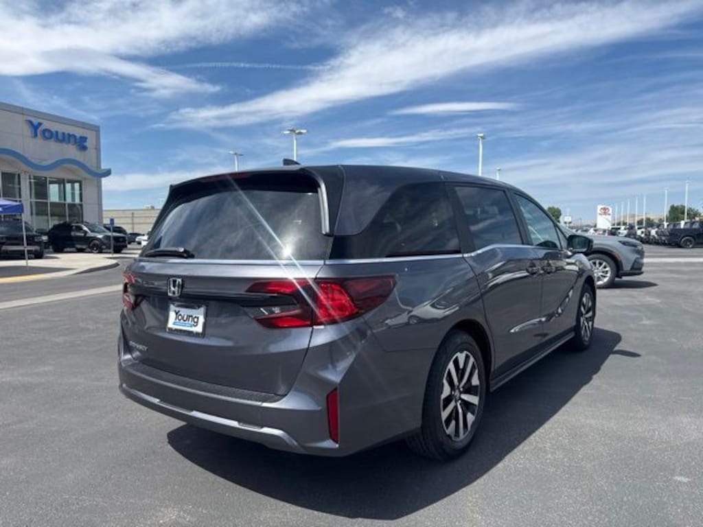 New 2026 Honda Odyssey EX-L Van Passenger