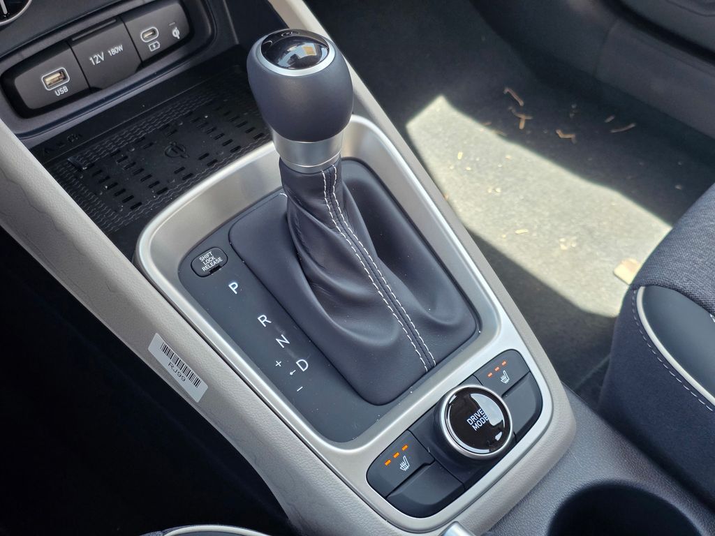 2026 Hyundai Venue SEL - Photo 21