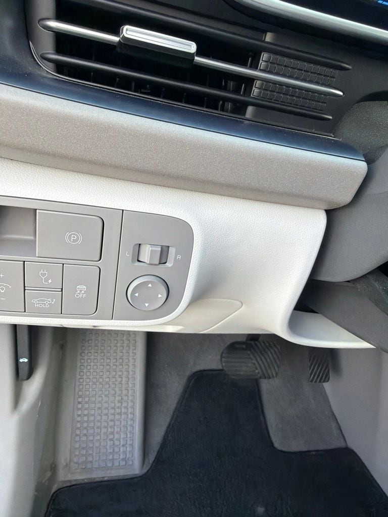 2023 Hyundai IONIQ 6 SEL - Photo 11