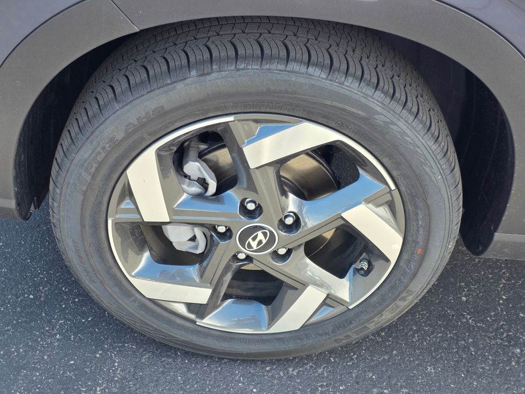 2026 Hyundai Venue SEL - Photo 9