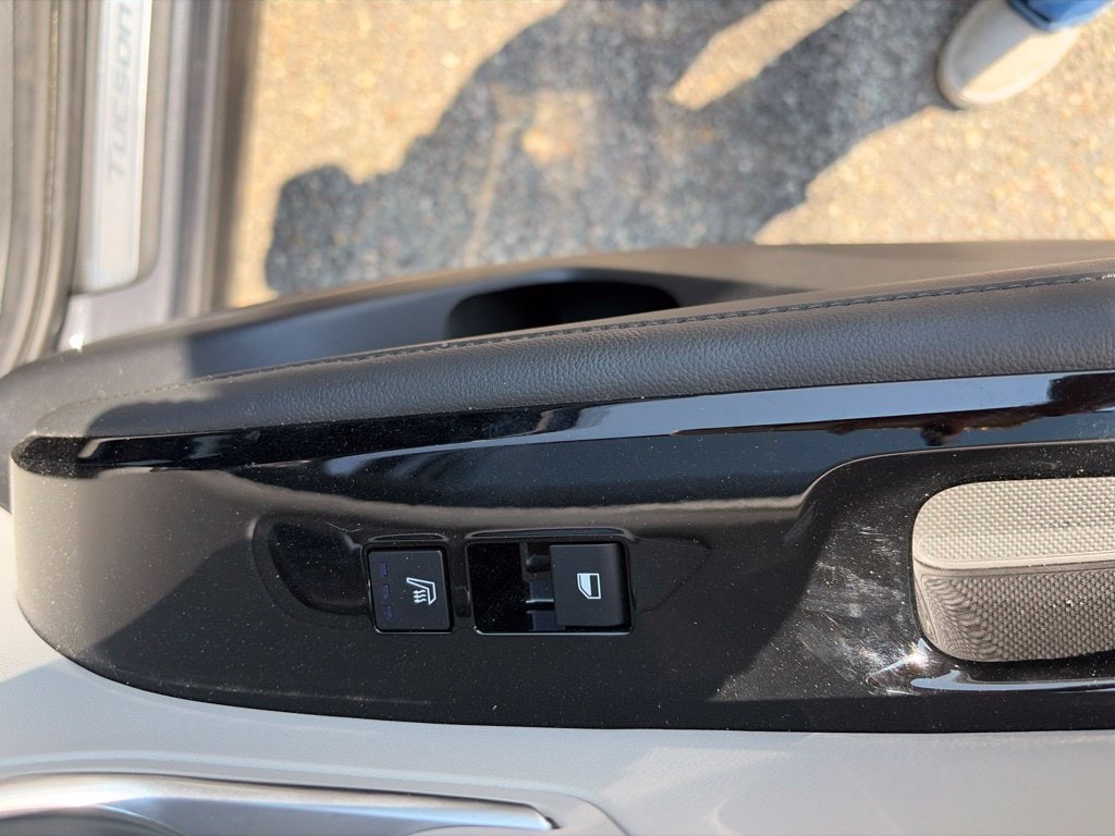 2025 Hyundai Tucson Limited - Photo 29