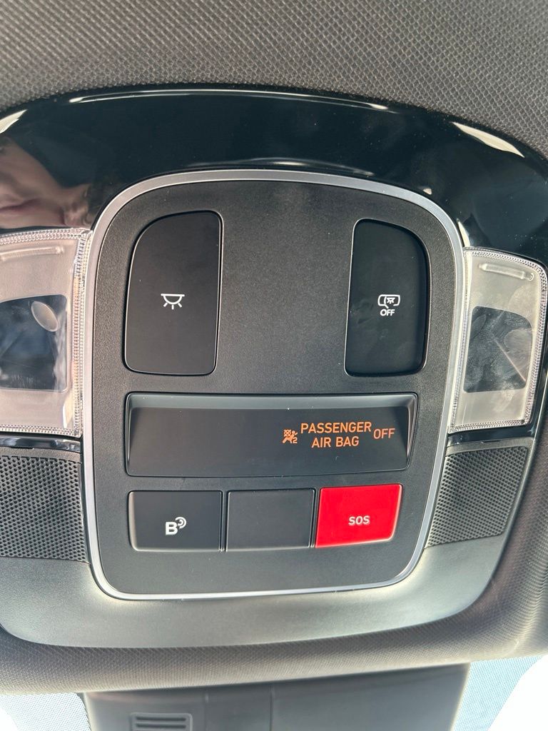 2025 Hyundai Santa Cruz SE - Photo 20