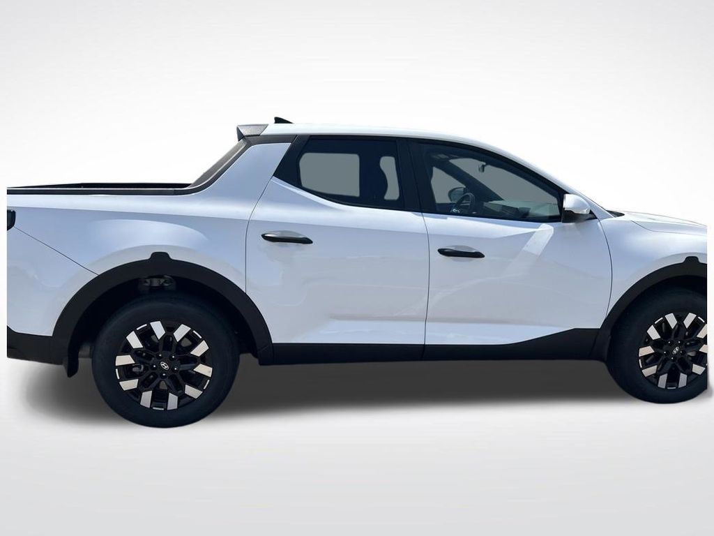2025 Hyundai Santa Cruz SE - Photo 6