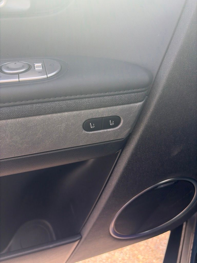2023 Hyundai IONIQ 5 Limited - Photo 11