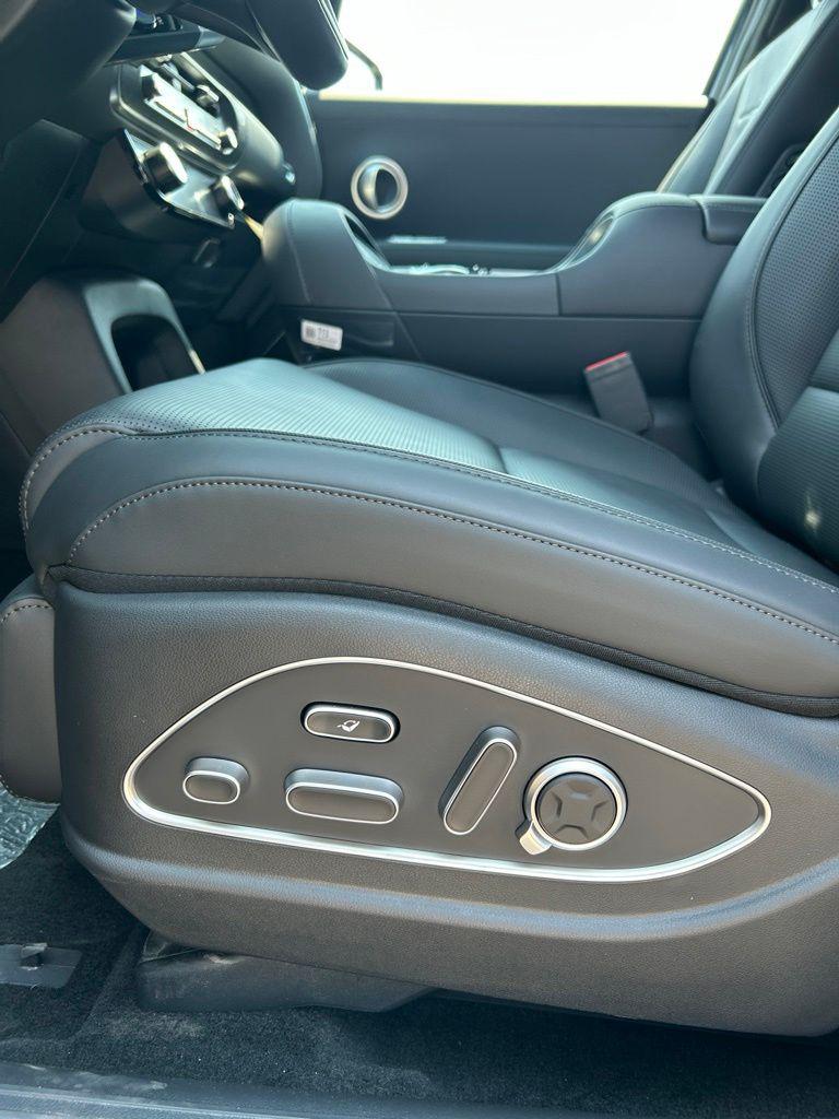 2026 Hyundai Palisade Calligraphy - Photo 11