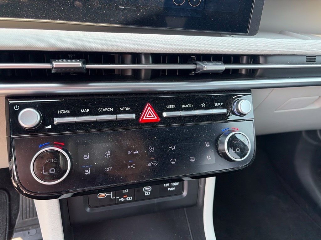 2025 Hyundai Tucson Limited - Photo 19