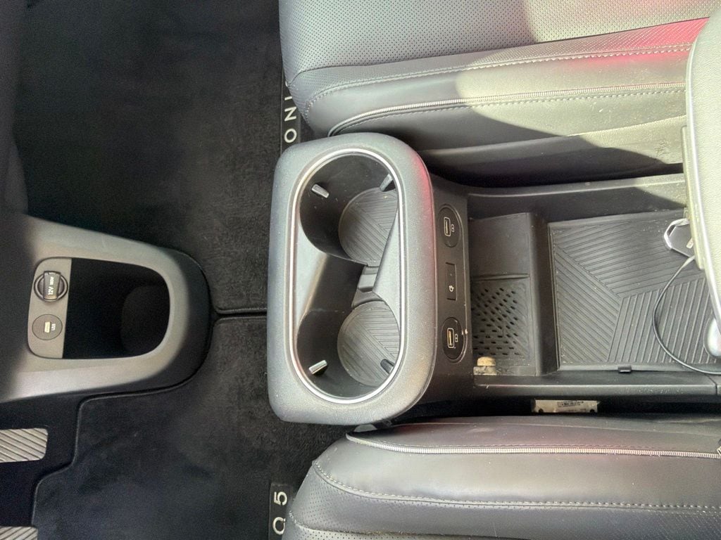 2023 Hyundai IONIQ 5 Limited - Photo 22