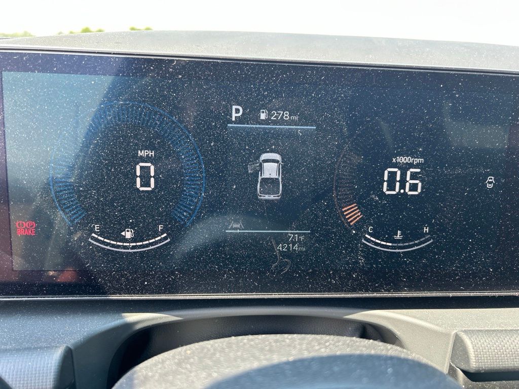 2025 Hyundai Santa Cruz SE - Photo 15