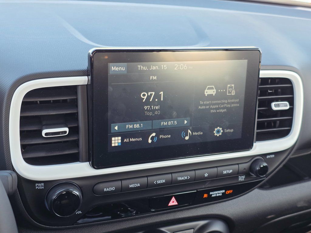 2026 Hyundai Venue SEL - Photo 16