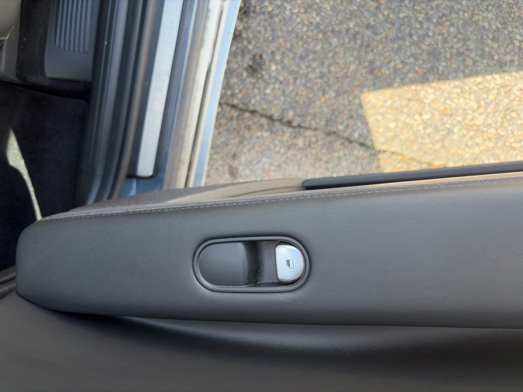 2023 Hyundai IONIQ 5 Limited - Photo 30