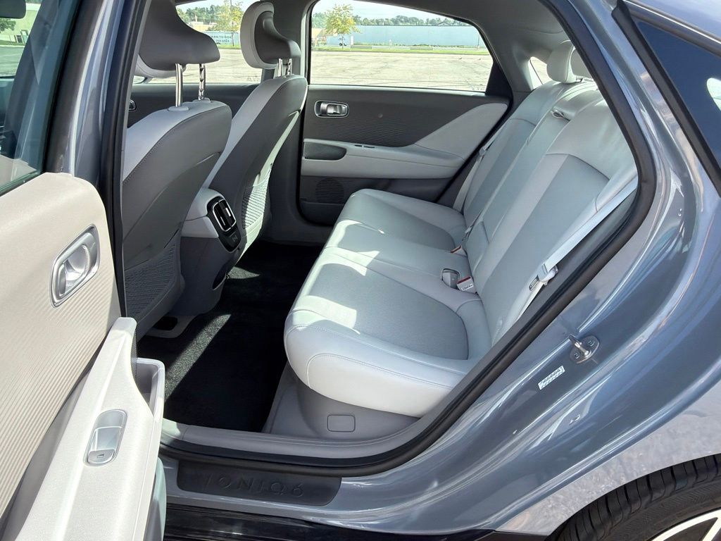 2023 Hyundai IONIQ 6 SEL - Photo 27