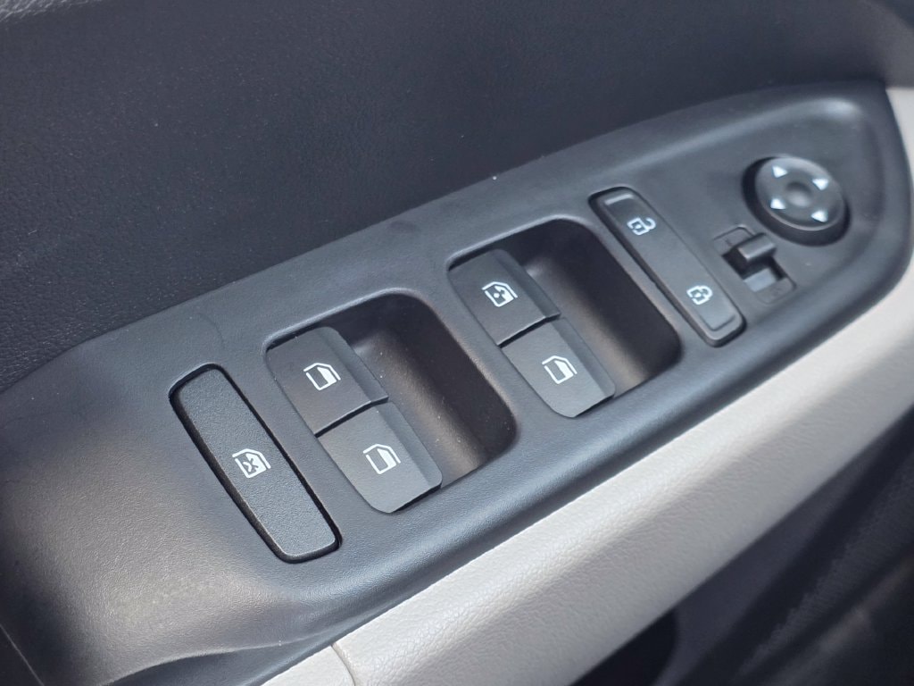 2026 Hyundai Venue SEL - Photo 22