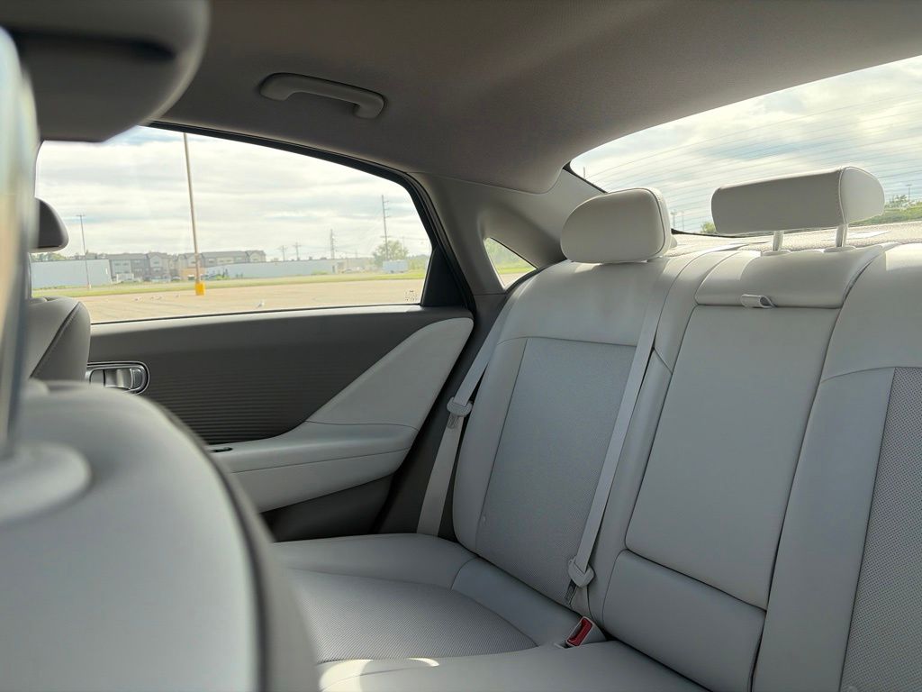 2023 Hyundai IONIQ 6 SEL - Photo 28