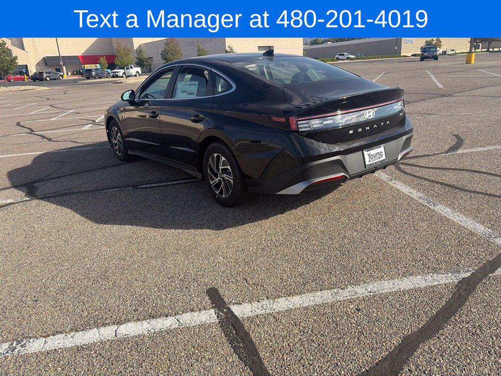 New 2027 Hyundai Sonata Hybrid Blue Sedan