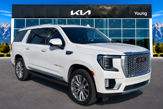 Used 2021 GMC Yukon XL Denali SUV