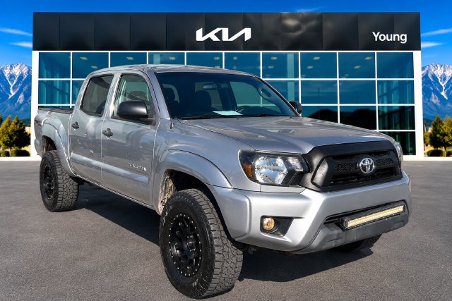 Used 2015 Toyota Tacoma Base Truck Double Cab