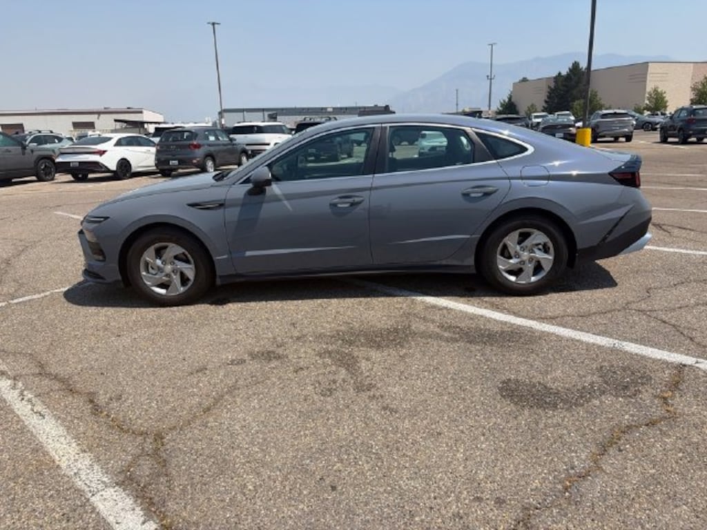 Used 2026 Hyundai Sonata SE Sedan