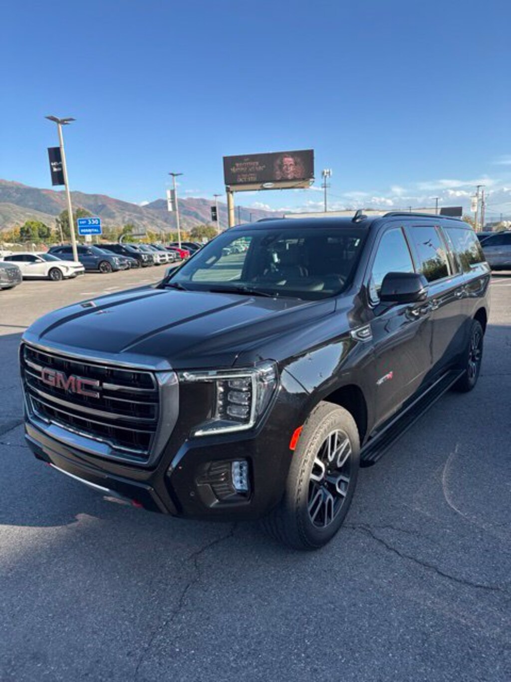 Used 2021 GMC Yukon XL AT4 SUV