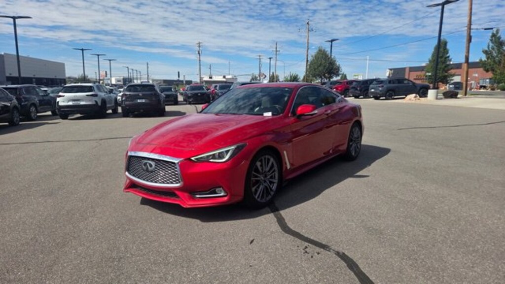 Used 2017 INFINITI Q60 3.0t Red Sport 400 Coupe