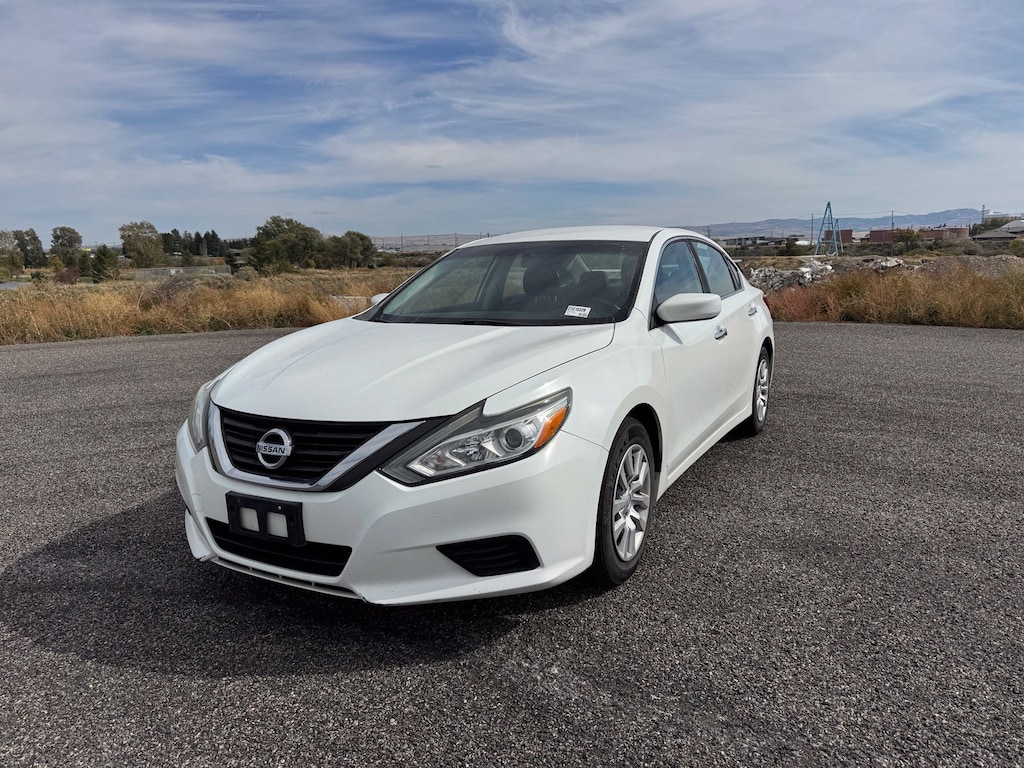 Used 2016 Nissan Altima 2.5 S Sedan