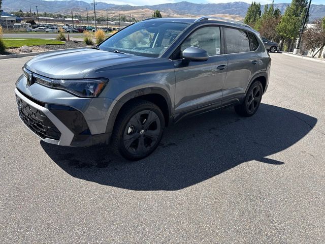 2025 Volkswagen Taos