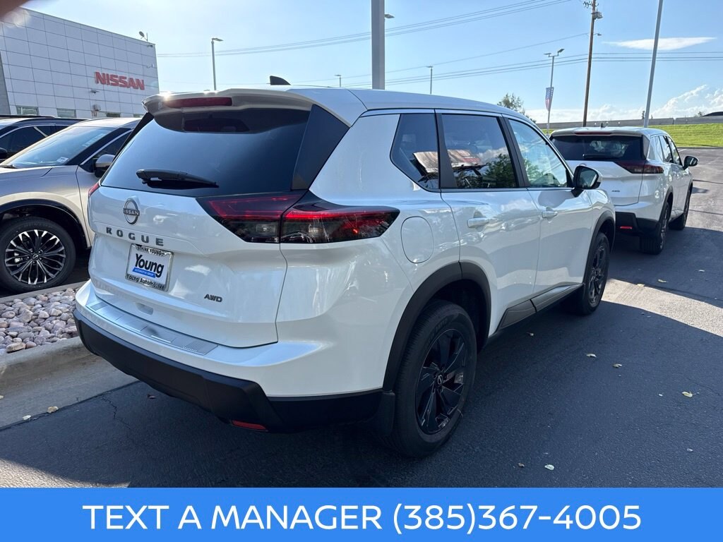 New 2026 Nissan Rogue SV SUV