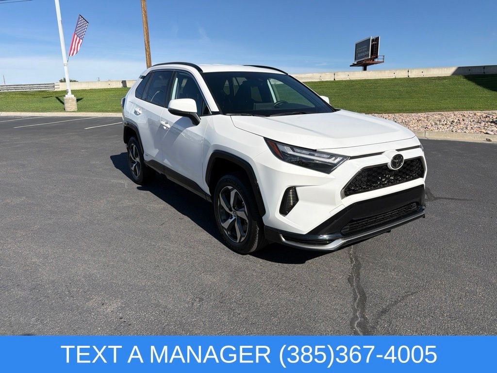  Toyota RAV4 Plug-In Hybrid