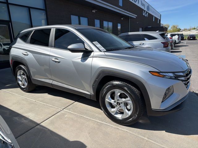 Used 2024 Hyundai Tucson SE SUV