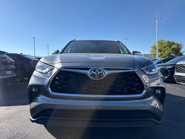 New 2026 Toyota Highlander Limited AWD LIMITED AWD