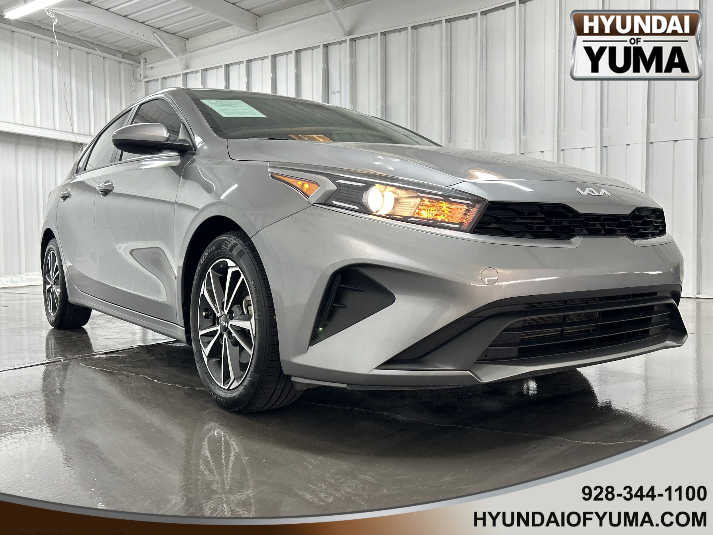 2024 Kia Forte LXS - Photo 8