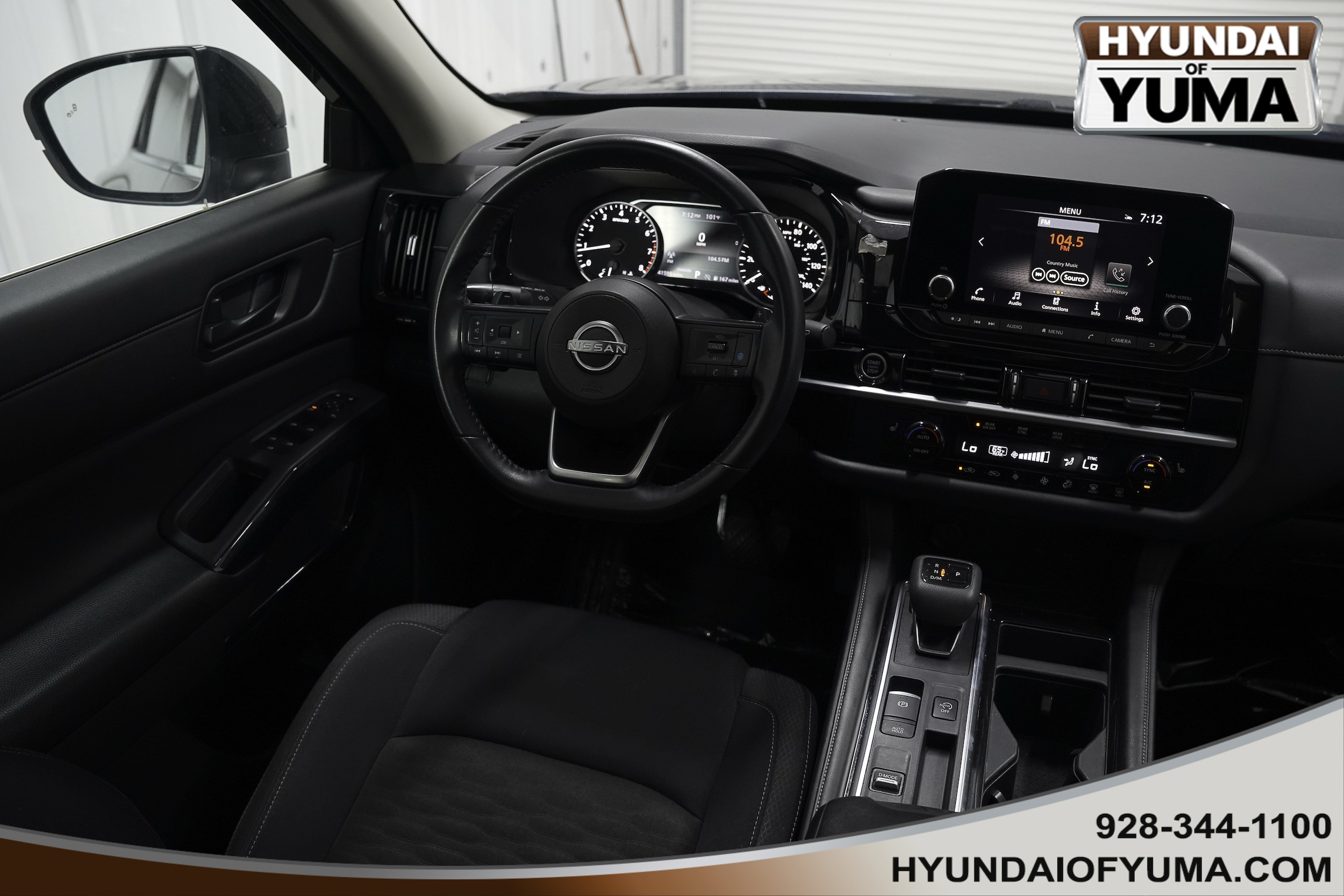 2024 Nissan Pathfinder SV - Photo 16