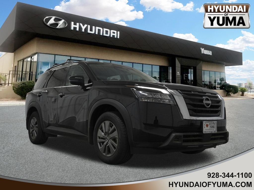 Used 2024 Nissan Pathfinder SV SV 2WD