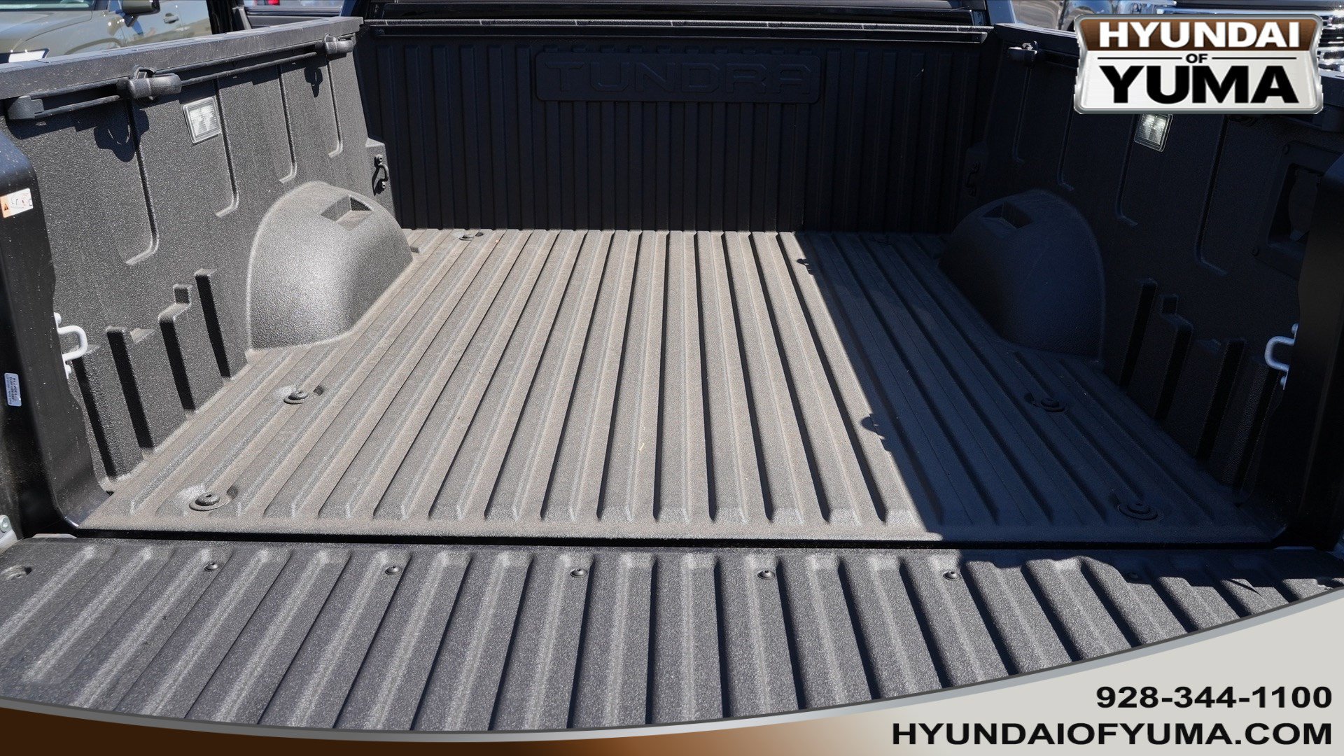 2025 Toyota Tundra Platinum - Photo 16