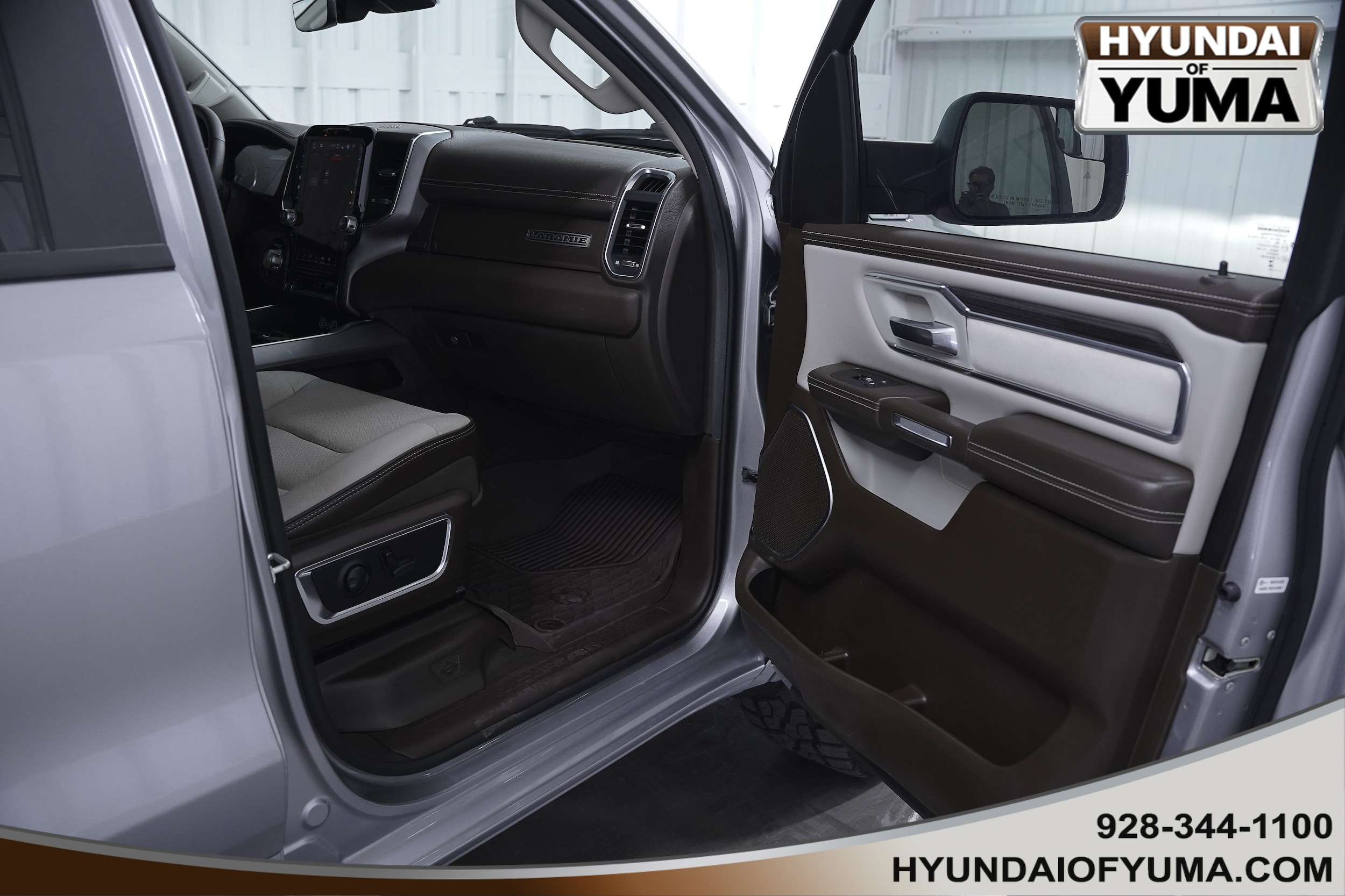 2025 RAM Ram 1500 Pickup Laramie - Photo 12