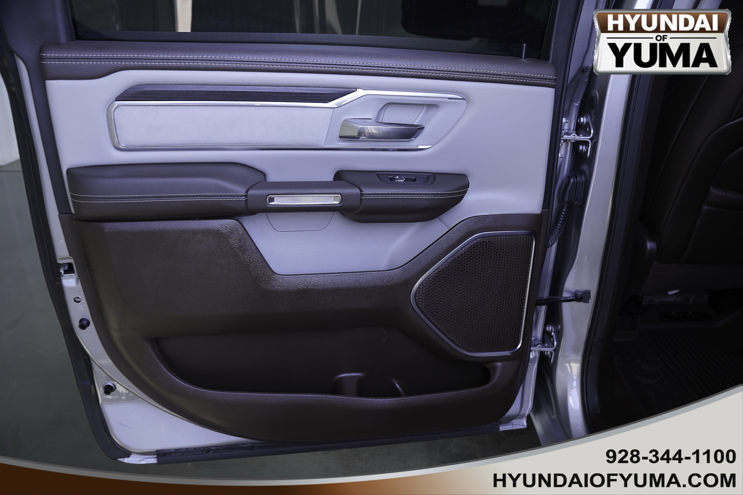 2025 RAM Ram 1500 Pickup Laramie - Photo 20
