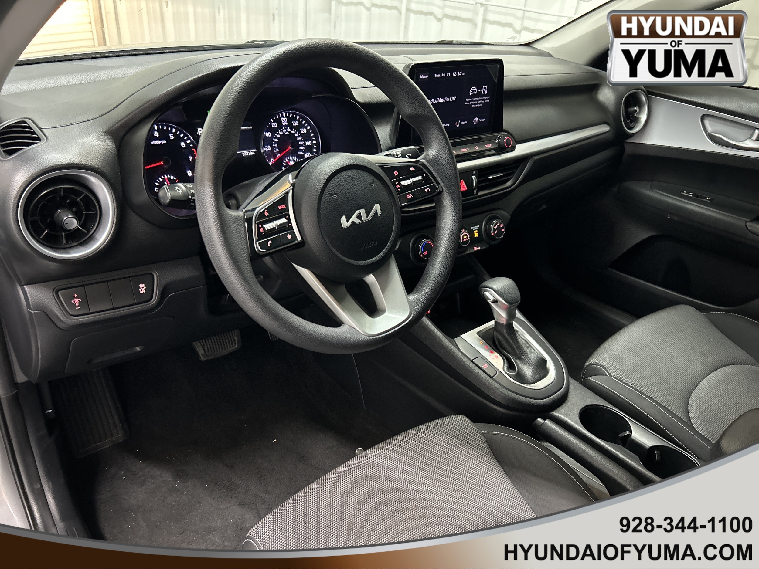 2024 Kia Forte LXS - Photo 10