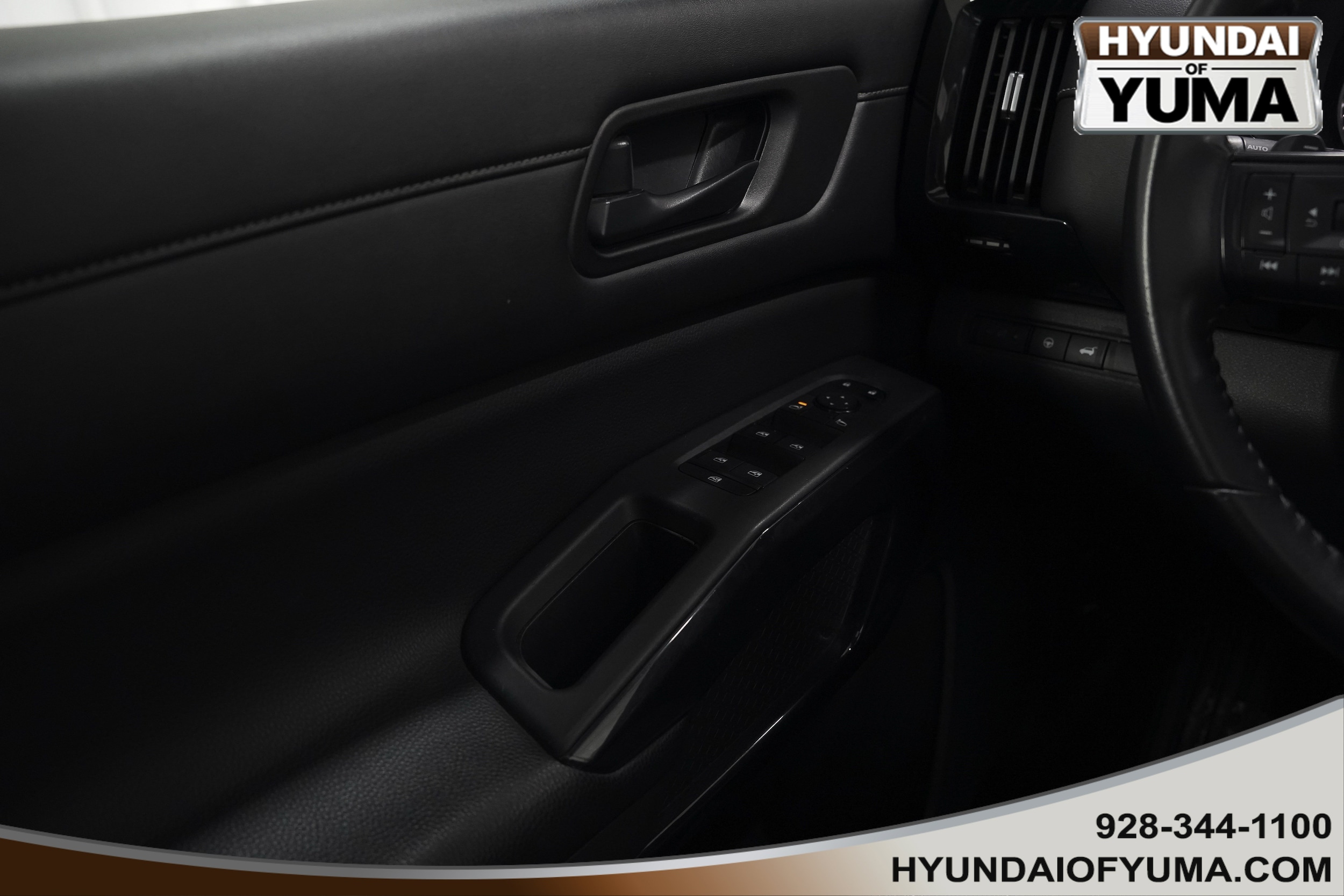 2024 Nissan Pathfinder SV - Photo 24