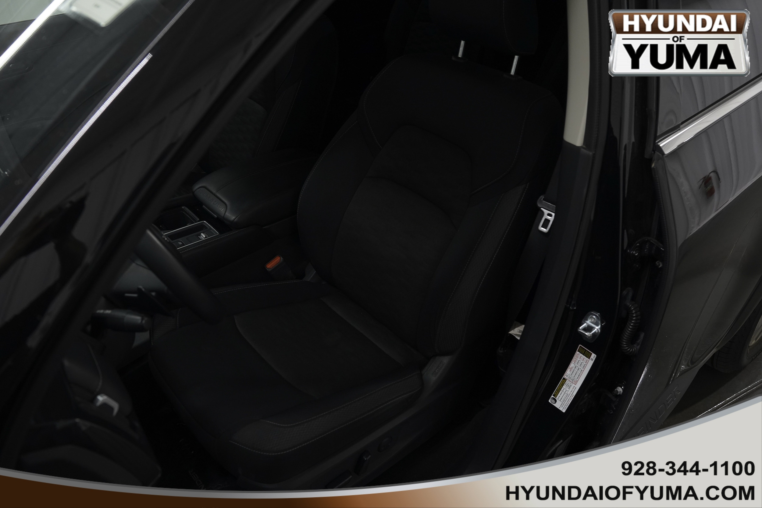 2024 Nissan Pathfinder SV - Photo 8