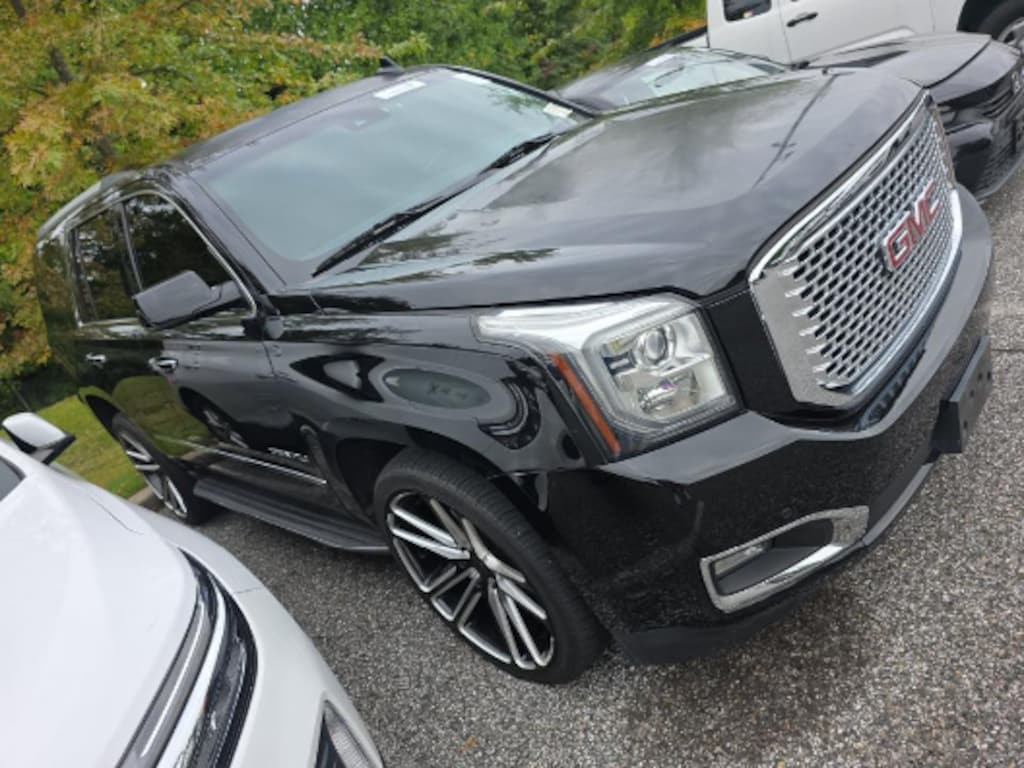 Used 2017 GMC Yukon Denali SUV