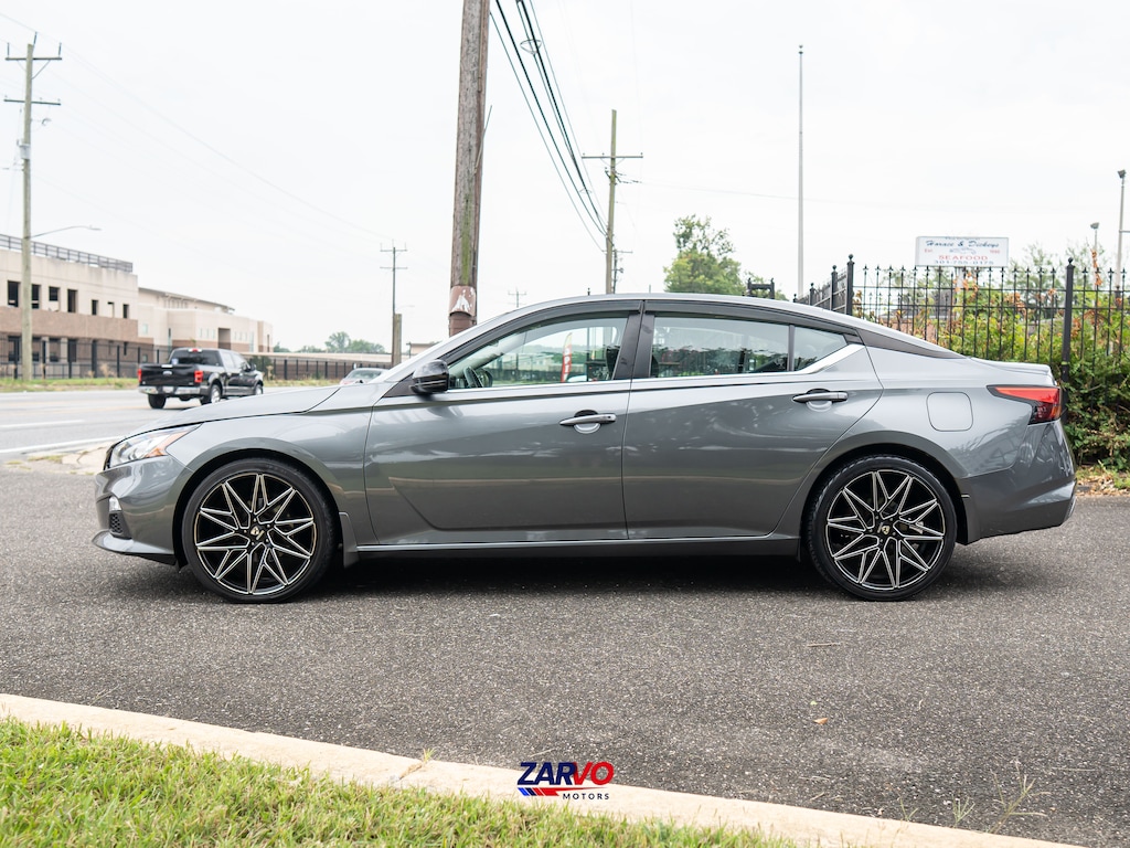 Used 2019 Nissan Altima 2.5 SR Sedan