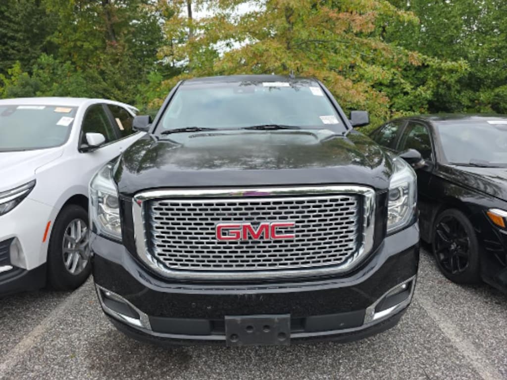 Used 2017 GMC Yukon Denali SUV