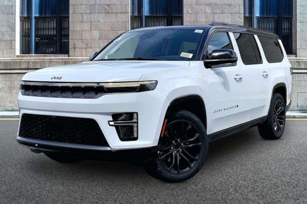 New 2026 Jeep Grand Wagoneer L Summit SUV