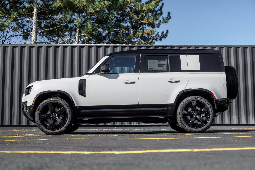 New 2026 Land Rover Defender 110 X-Dynamic SE SUV