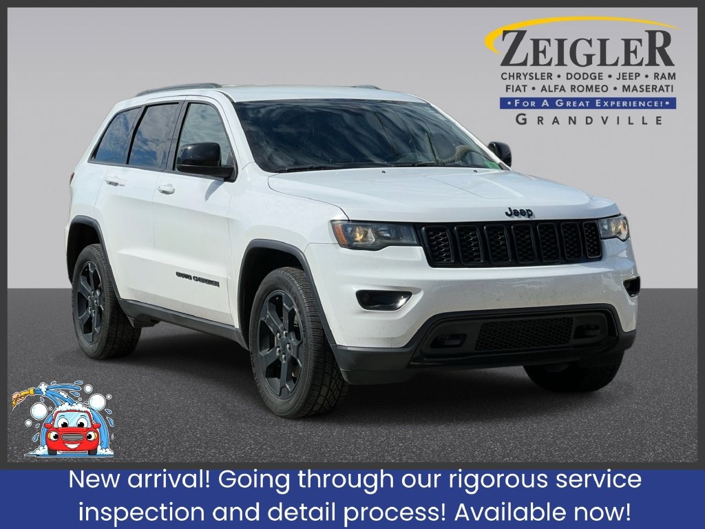 Used 2018 Jeep Grand Cherokee Laredo SUV