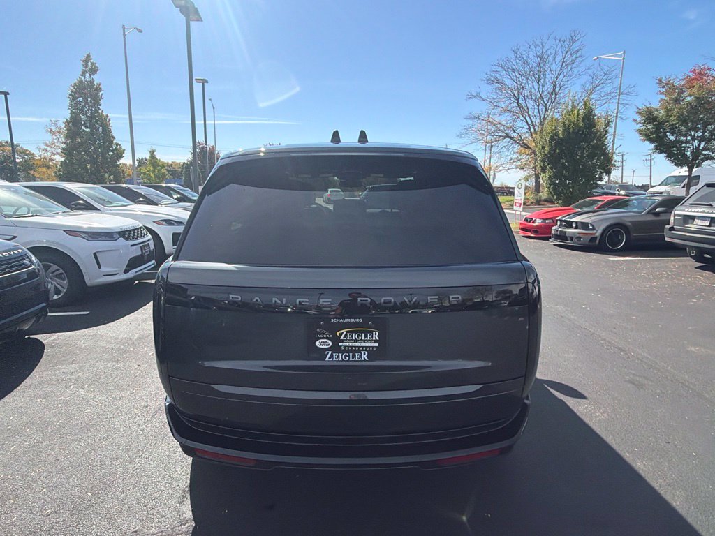 Used 2024 Land Rover Range Rover SE SUV