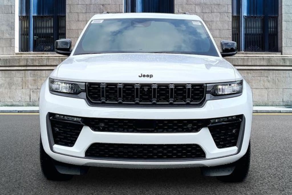 New 2027 Jeep Grand Cherokee Limited Reserve SUV